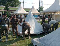 Satpol PP Teluknaga Tertipkan Wahana Permainan Pasar Malam di Lapangan Alun-alun Tunas Jaya