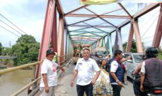 Retakan Jembatan Kalibaru Picu Kekhawatiran, PUPR Banten Lakukan Penanganan Darurat – Pengguna Jalan Diminta Putar Arah